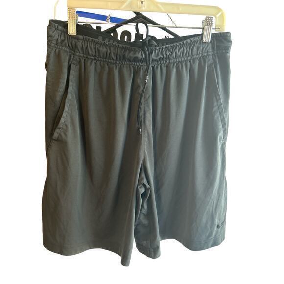Nike Men's Standard Fit‎ Training gray n black size Lg - Picture 1 of 5